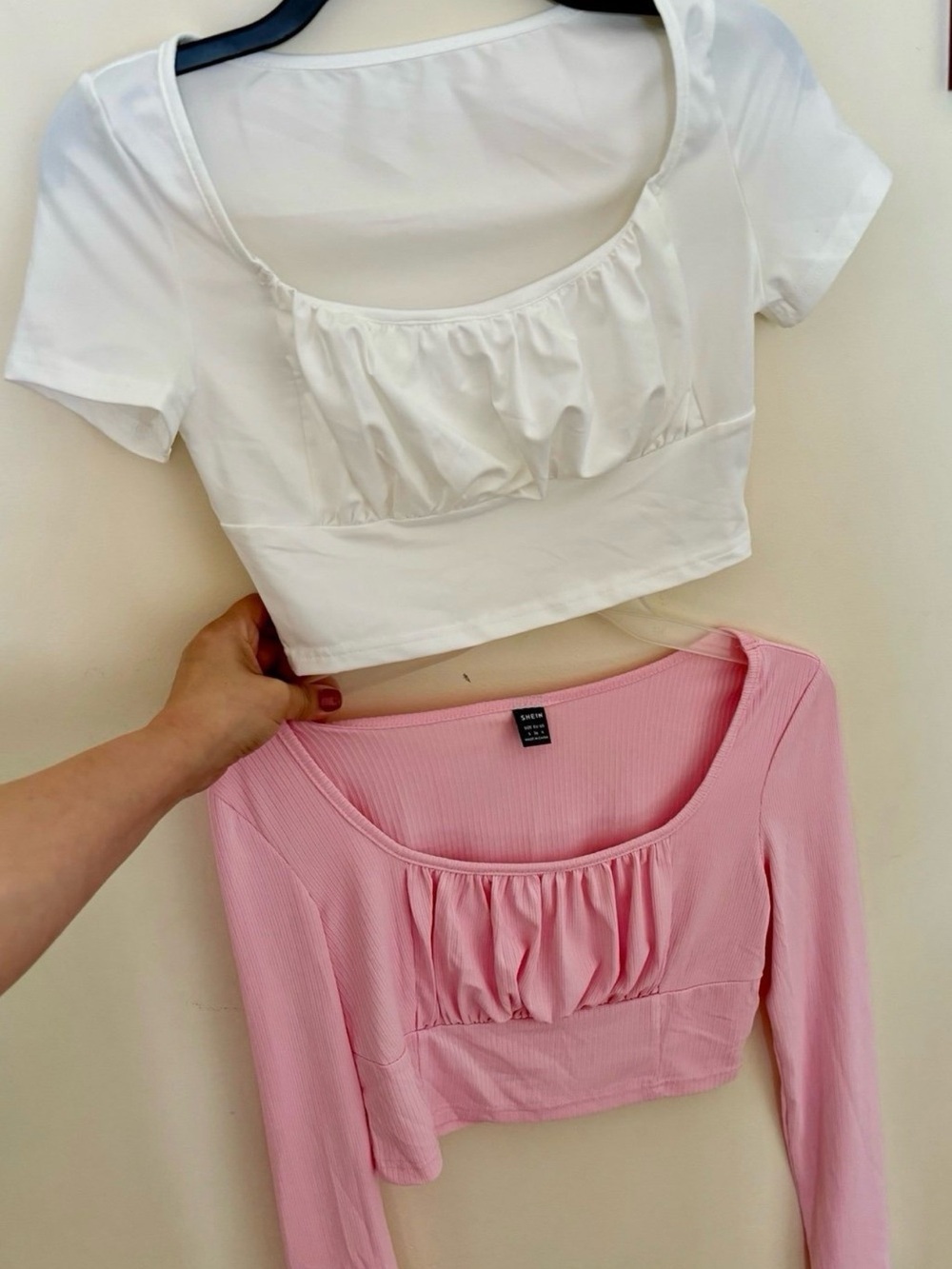 Women’s Scoop-Neck Ruched Crop Top - Pink and White smal size